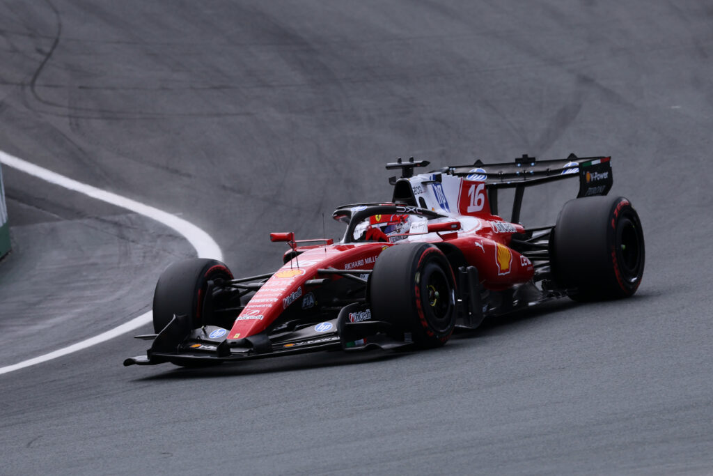 16 LECLERC Charles (mco), Scuderia Ferrari SF-26, action during the Formula 1 Dutch Grand Prix 2026, 12th round of the 2026 Formula One World Championship from August 21 to 23, 2026 on the Circuit Zandvoort, in Zandvoort, Netherlands - Photo Florent Gooden / DPPI