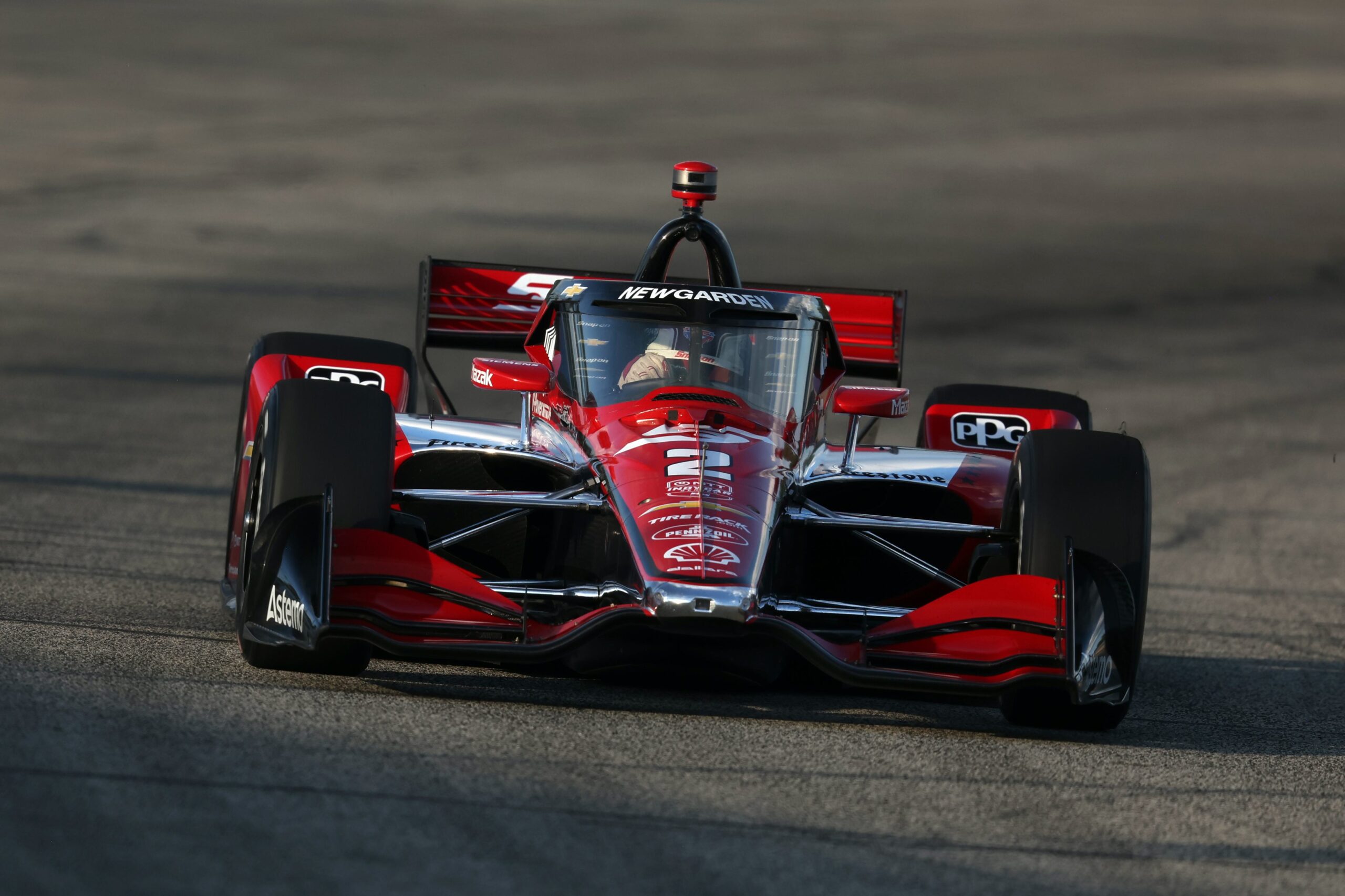 Newgarden schnellster im ersten Training, doch die Story von Milwaukee heisst Palou und die Strafenliste