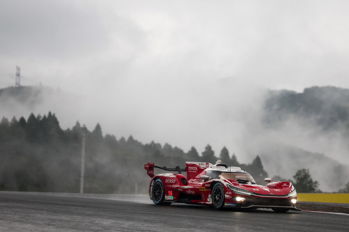 Fuji: Toyota triunfa en un fin de semana sin clasificación