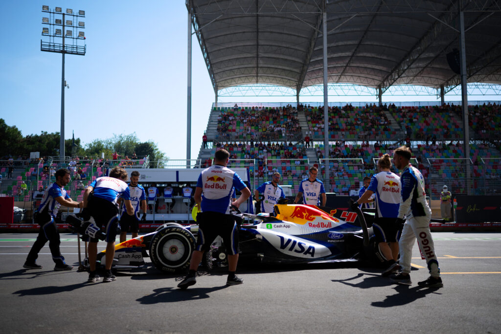 Arvid Lindblad of Great Britain driving the (41) Visa Cash App Racing Bulls VCARB 03 RB Ford in the Pitlane during practice ahead of the F1 Grand Prix of Azerbaijan at Baku City Circuit on September 24, 2026 in Baku, Azerbaijan. (Photo by Rudy Carezzevoli/Getty Images) // Getty Images / Red Bull Content Pool
