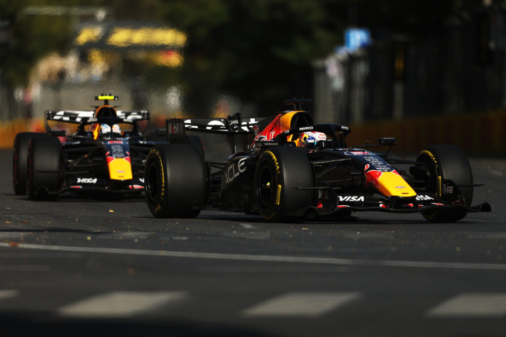 Max Verstappen of the Netherlands driving the (3) Oracle Red Bull Racing RB22 Red Bull Ford Powertrains leads Isack Hadjar of France driving the (6) Oracle Red Bull Racing RB22 Red Bull Ford Powertrains on track during the F1 Grand Prix of Azerbaijan at Baku City Circuit on September 26, 2026 in Baku, Azerbaijan. (Photo by Alex Pantling/LAT Images)
