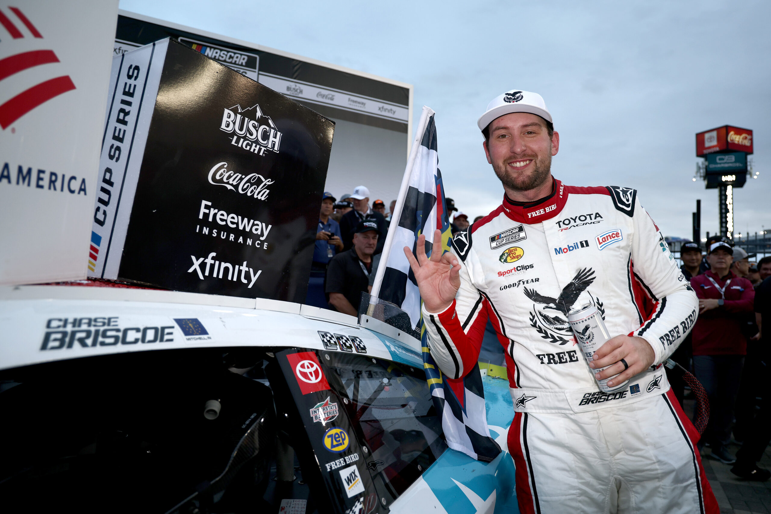 Chase Briscoe se lleva la pole en Talladega, varios pilotos del Chase salen muy atrás